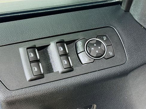 Used 2020 Ford F150 Lariat AWD/4WD image 22
