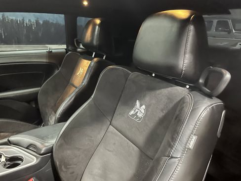 Used 2022 Dodge Challenger R/T Scat Pack w/ Plus Package image 18