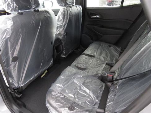 New 2026 Chevrolet Trax LT w/ Driver Confidence Package image 20