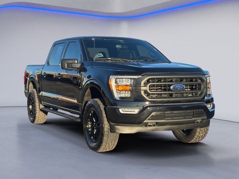 Used 2023 Ford F150 XLT w/ Equipment Group 302A High image 9