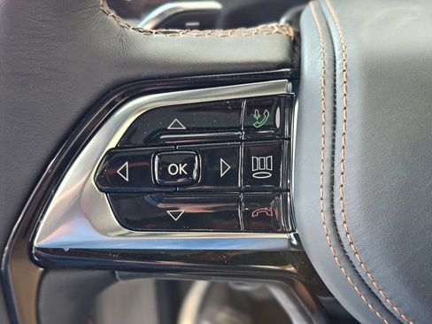 New 2026 Jeep Grand Cherokee Summit image 16