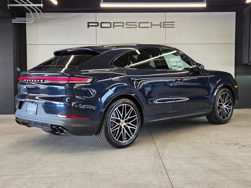 New 2026 Porsche Cayenne Coupe AWD/4WD image 6