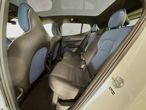 New 2026 Volvo EX30 Cross Country Ultra w/ Protection Package Premier image 24