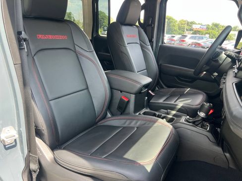 Used 2026 Jeep Wrangler Unlimited Rubicon w/ Safety Group AWD/4WD image 33