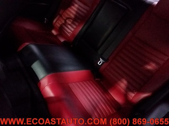 Used 2013 Dodge Challenger SXT RWD image 13