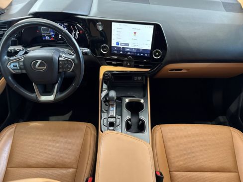 Certified 2024 Lexus NX 250 FWD image 17