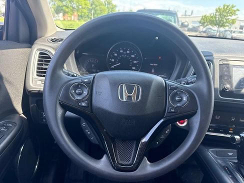 Used 2019 Honda HR-V EX image 21
