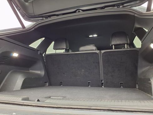 Used 2025 Volkswagen Atlas Cross Sport SE image 14