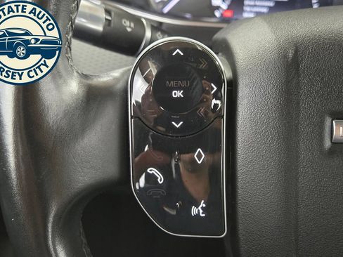 Used 2020 Land Rover Range Rover Evoque S AWD/4WD image 13
