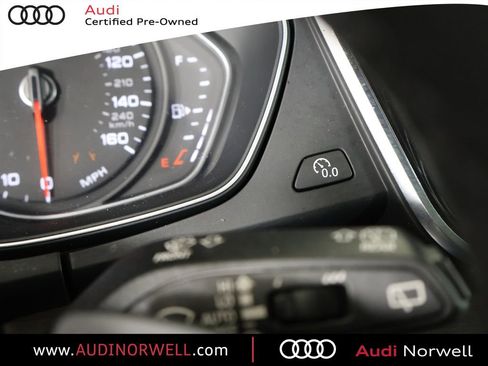 Certified 2022 Audi Q5 2.0T Premium AWD/4WD image 30
