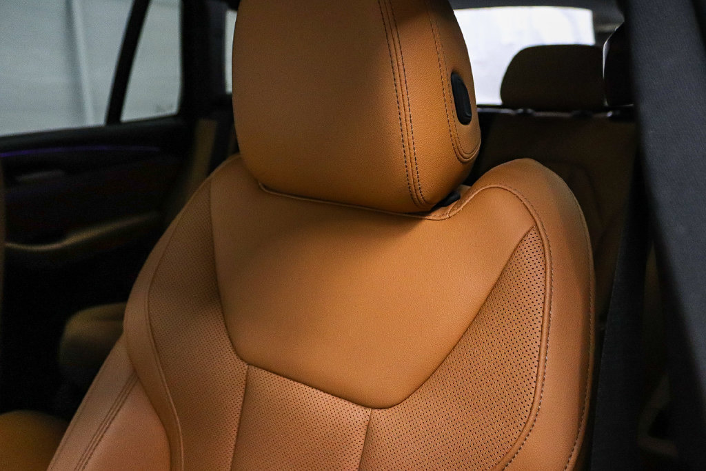 Certified 2024 BMW X3 sDrive30i w/ Premium Package RWD image 31