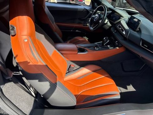 Used 2019 BMW i8 Roadster AWD/4WD image 13