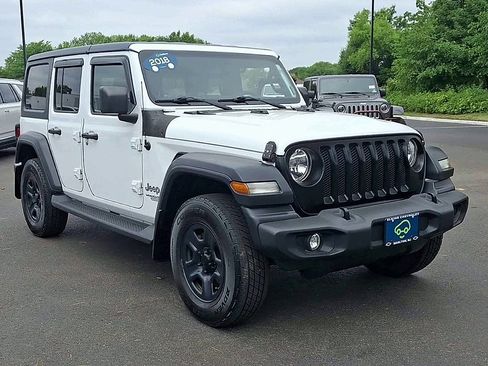 Used 2018 Jeep Wrangler Unlimited Sport AWD/4WD image 5