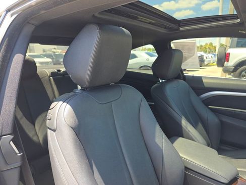 Used 2019 BMW 430i xDrive Coupe w/ Convenience Package AWD/4WD image 11