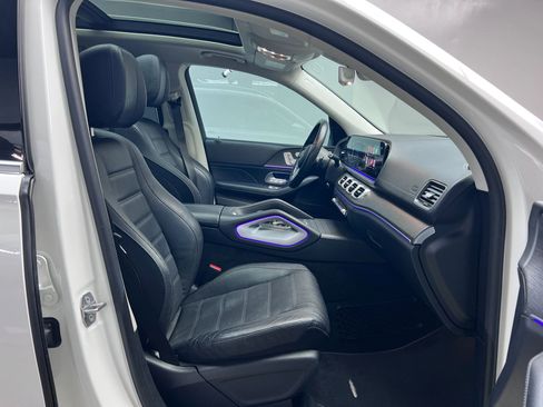 Used 2020 Mercedes-Benz GLS 450 4MATIC image 28