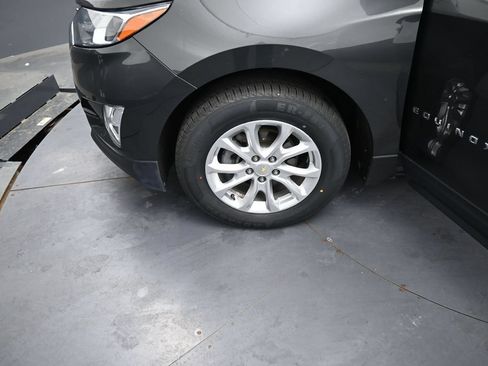 Used 2019 Chevrolet Equinox LT FWD image 13
