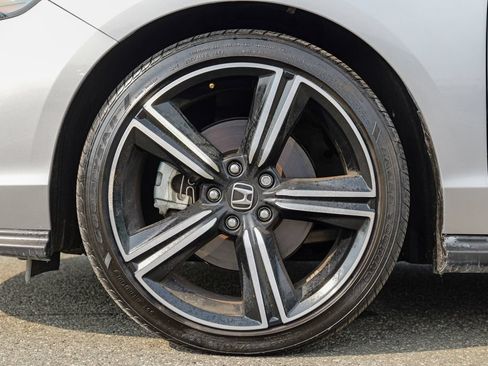 Used 2023 Honda Accord Sport image 15