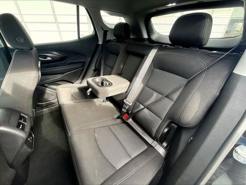 Used 2024 GMC Terrain SLE AWD/4WD image 15