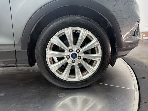 Used 2019 Ford Escape SEL FWD image 9
