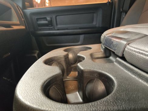 Used 2017 RAM 1500 Express w/ Express Value Package image 26