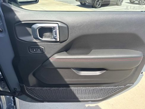 New 2026 Jeep Gladiator Rubicon image 13