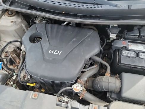 Used 2012 Hyundai Accent GLS FWD image 24