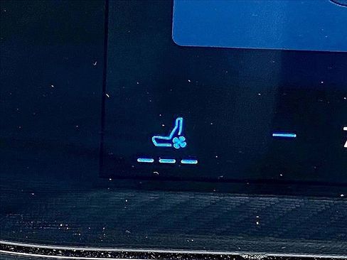 Used 2024 Ford Mustang GT Premium image 19