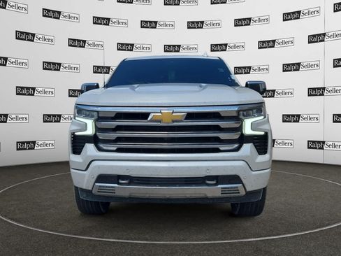 Used 2024 Chevrolet Silverado 1500 High Country w/ High Country Premium Package AWD/4WD image 7