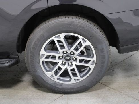 New 2026 Ford Expedition Active RWD image 20