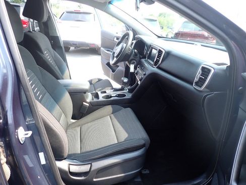 Used 2019 Kia Sportage LX w/ LX Popular Package AWD/4WD image 12