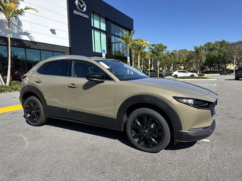 New 2024 MAZDA CX-30 Carbon image 7