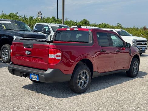 New 2025 Ford Maverick XLT w/ XLT Luxury Package image 3