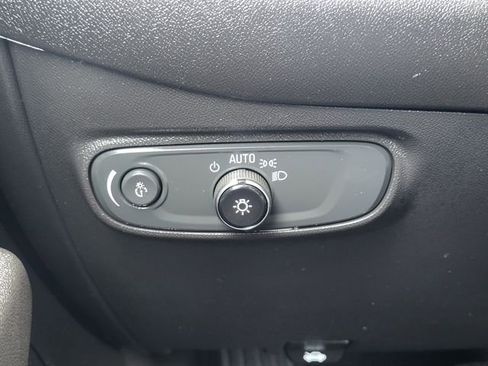 Used 2024 Chevrolet Equinox LT image 28