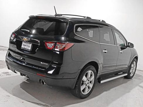Used 2017 Chevrolet Traverse Premier w/ LPO, 'HIT The Road' Package AWD/4WD image 6