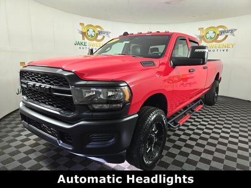 Used 2024 RAM 2500 Tradesman w/ Snow Chief Group AWD/4WD image 3