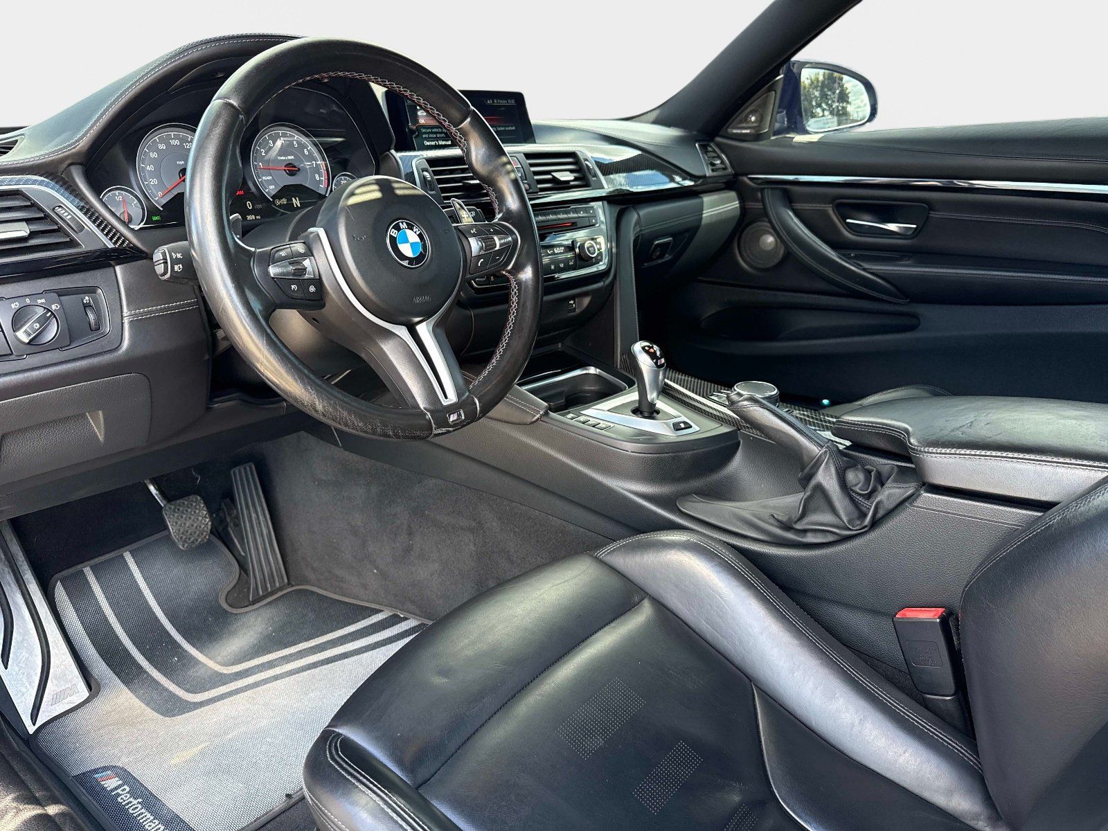 Used 2017 BMW M4 Coupe RWD image 25