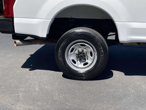 Used 2017 Ford F350 XL AWD/4WD image 24
