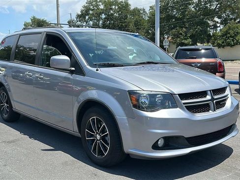 Used 2018 Dodge Grand Caravan GT FWD image 5