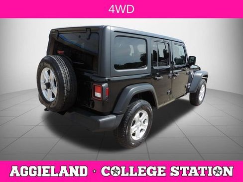 Used 2019 Jeep Wrangler Unlimited Sport S AWD/4WD image 4