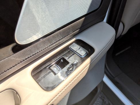 Used 2020 Lincoln Aviator Reserve w/ Equipment Group 202A image 42