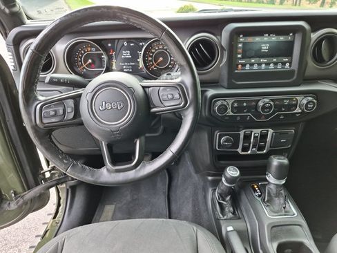 Used 2021 Jeep Wrangler Unlimited Sport AWD/4WD image 14