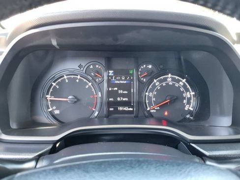 Used 2023 Toyota 4Runner SR5 AWD/4WD image 9