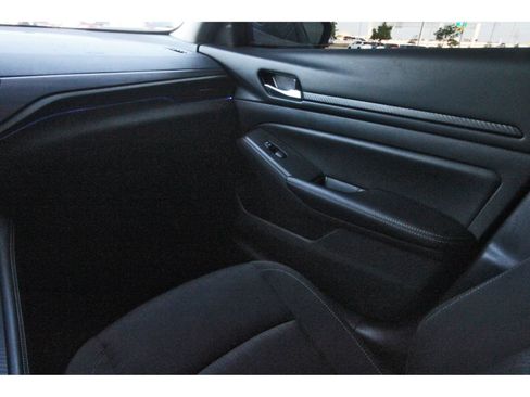 Certified 2025 Nissan Altima 2.5 SV w/ SV Premium Package FWD image 14