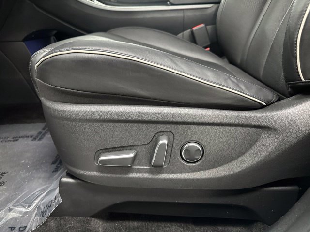 Used 2024 Hyundai Palisade SEL FWD image 12
