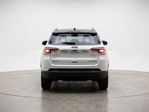 Used 2025 Jeep Compass Trailhawk AWD/4WD image 7