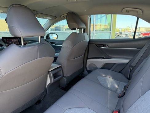 Used 2021 Toyota Camry LE image 30