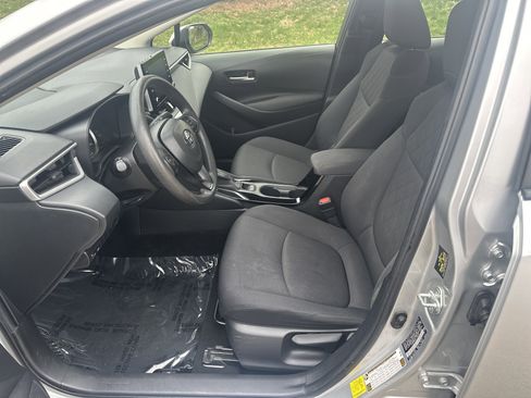 Used 2020 Toyota Corolla LE image 7