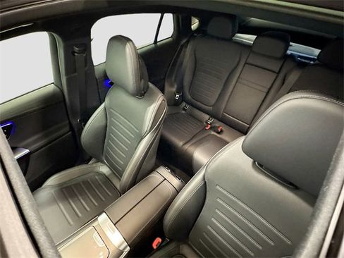 Certified 2025 Mercedes-Benz GLC 300 4MATIC image 23