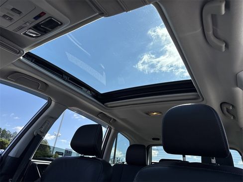 Used 2017 Subaru Forester 2.0XT Touring image 5