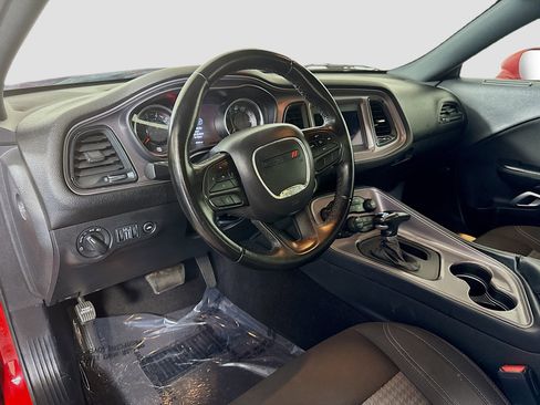 Used 2023 Dodge Challenger SXT image 23